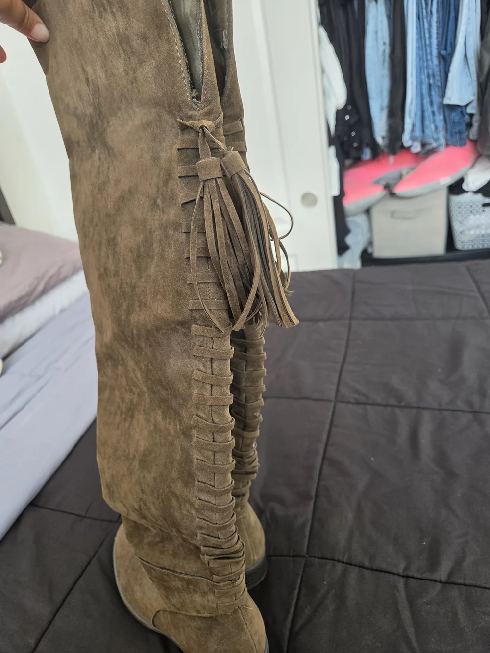 Women's Over-the-Knee Suede Boots in Olive Green